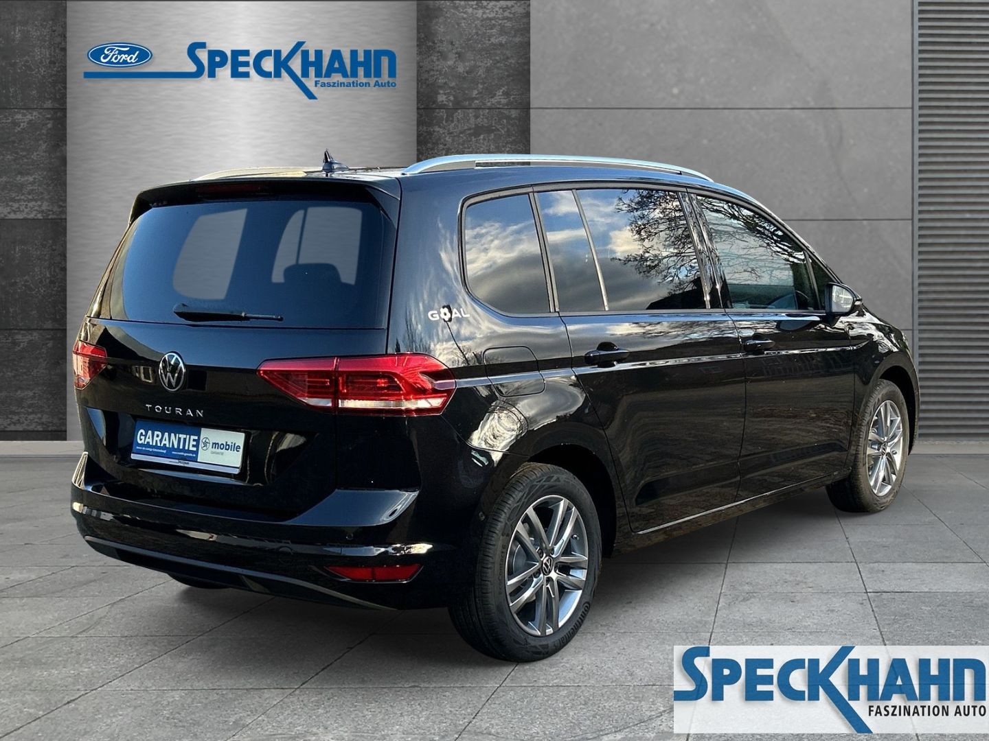 Volkswagen Touran Comfortline Goal 1.5TSI 7sitzer el.Panodach Navi - Bild 4 von 20