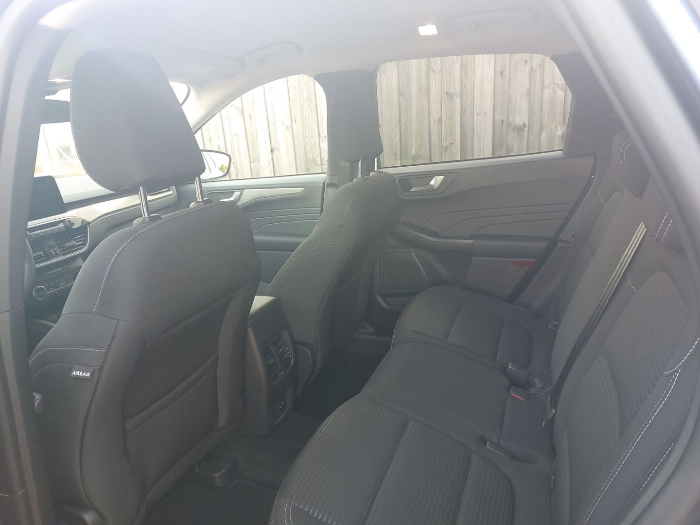 Ford Kuga - Bild 13 von 15