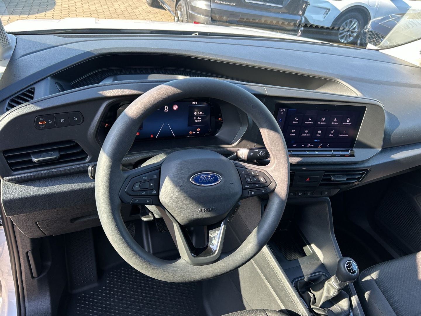 Ford Transit Connect - Bild 14 von 15
