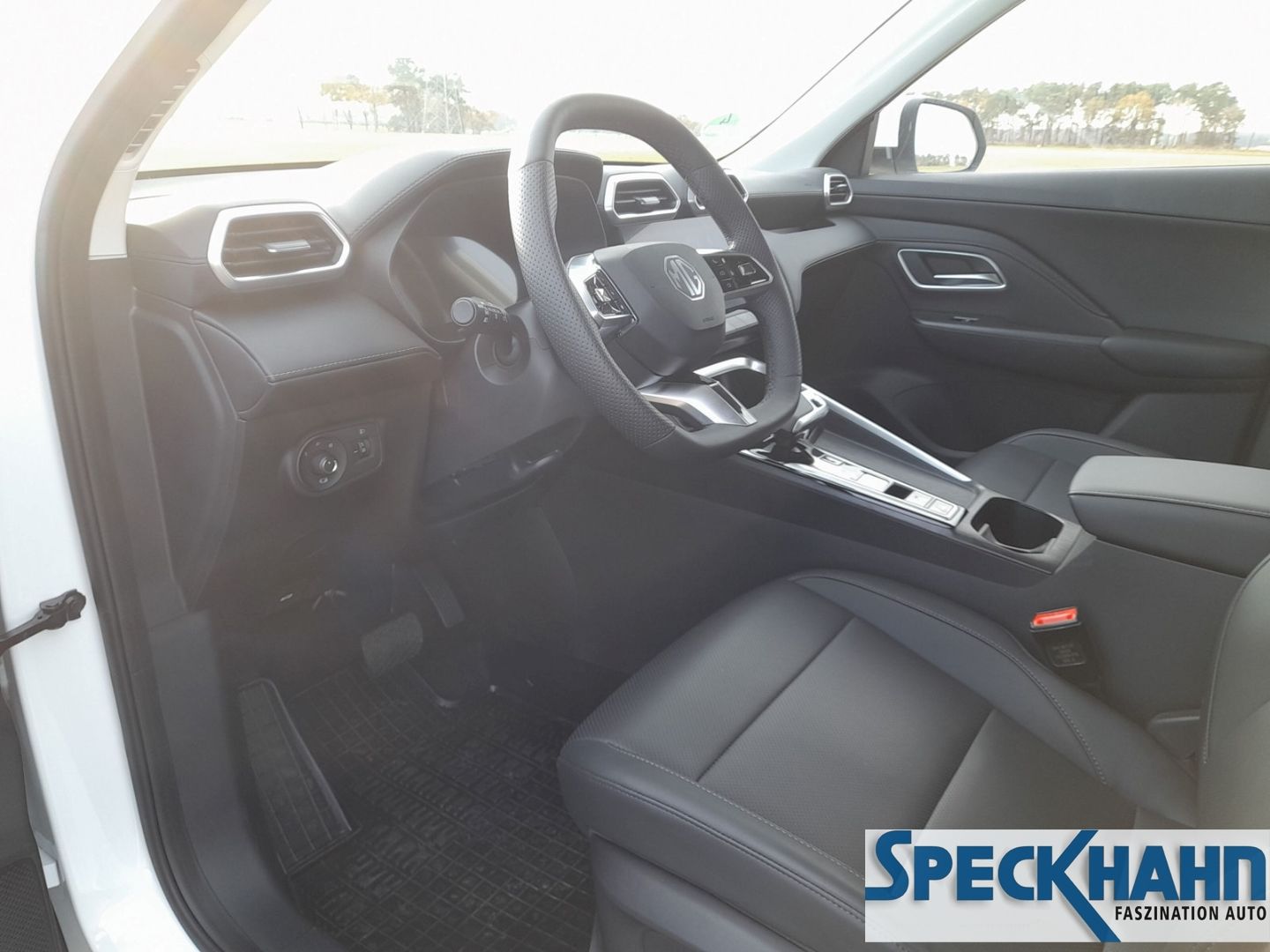 MG ZS Hybrid+ Luxury KLIMA, KAMERA, NAVI LEDER - Bild 10 von 20
