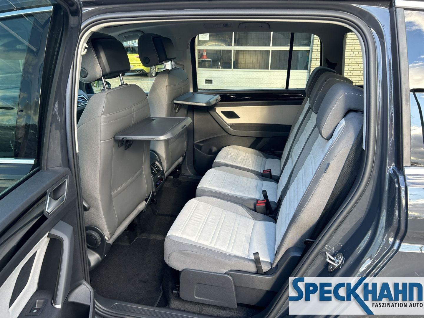 Volkswagen Touran Highline BMT Start-Stopp 1.5 TSI Panorama Navi - Bild 13 von 20
