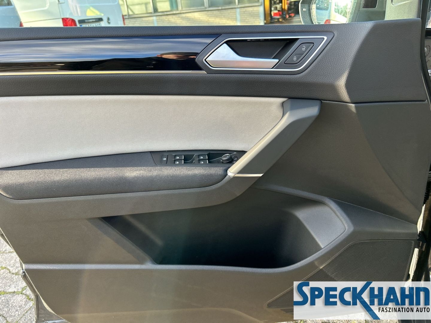 Volkswagen Touran Highline BMT Start-Stopp 1.5 TSI Panorama Navi - Bild 20 von 20