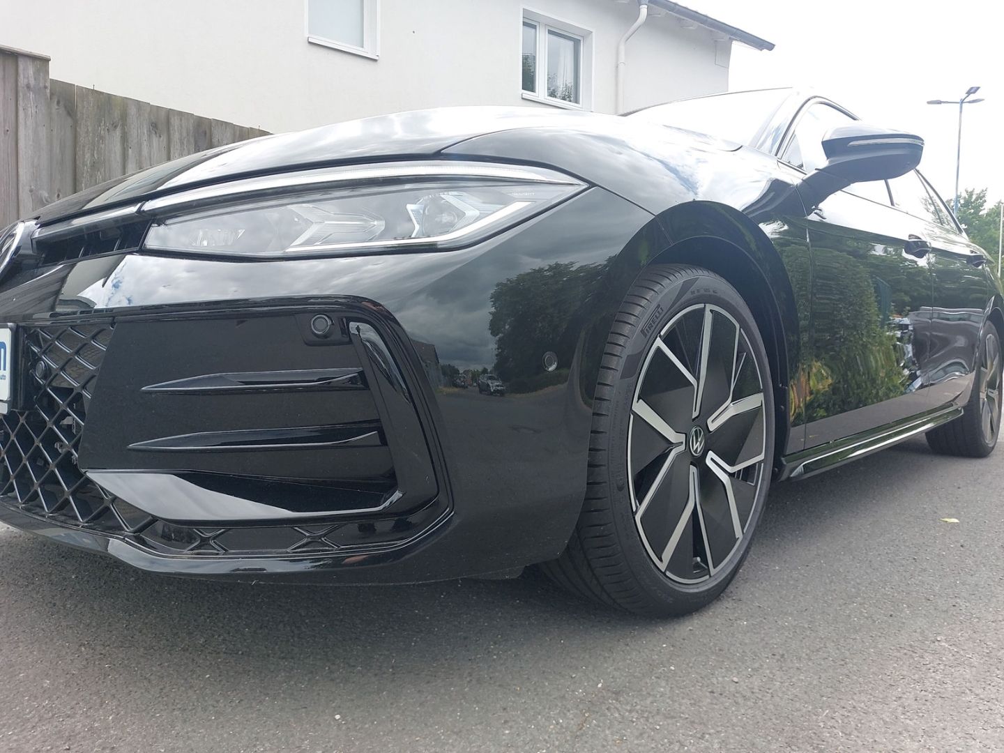 Volkswagen Passat Variant 2.0TDI 4Motion R-Line Ergo-Sitze Panoramadach StandHZG el.Heckklappe - Bild 7 von 20