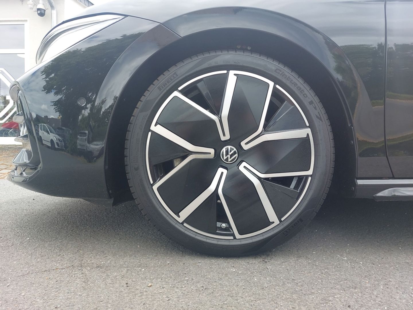 Volkswagen Passat Variant 2.0TDI 4Motion R-Line Ergo-Sitze Panoramadach StandHZG el.Heckklappe - Bild 8 von 20