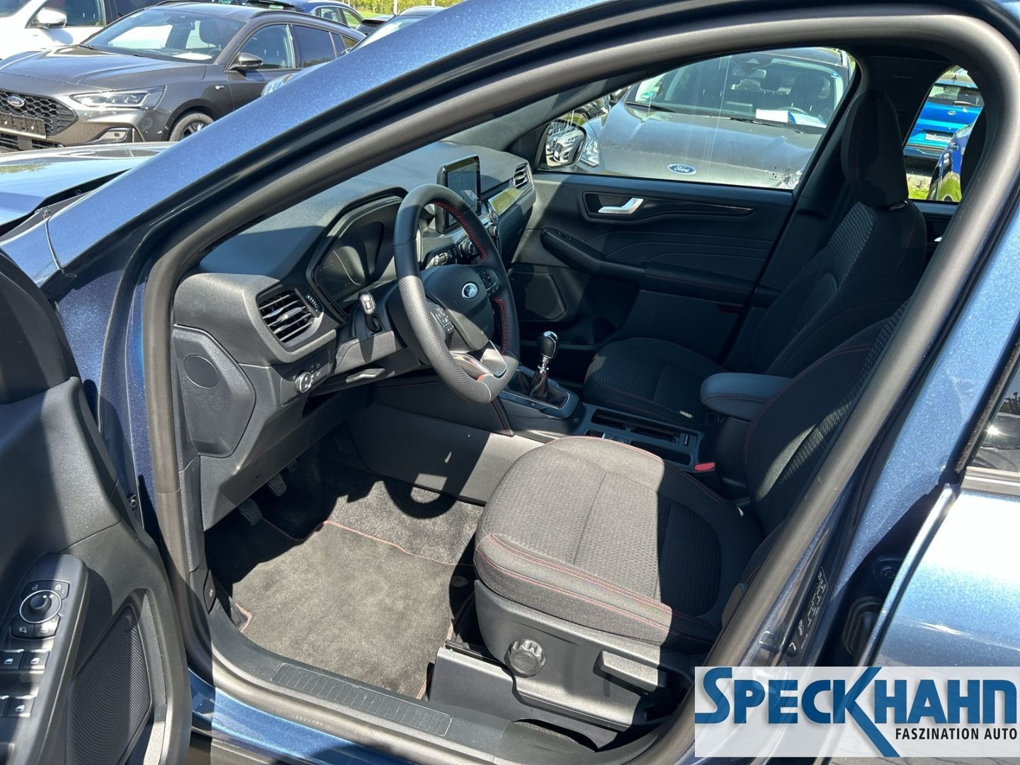 Ford Kuga - Bild 10 von 15