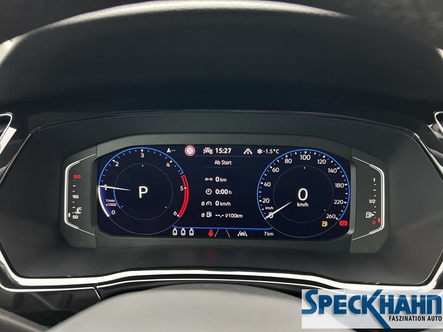 Volkswagen Touran Move Start-Stopp 2.0 TDI BMT Kamera SHZ - Bild 16 von 20