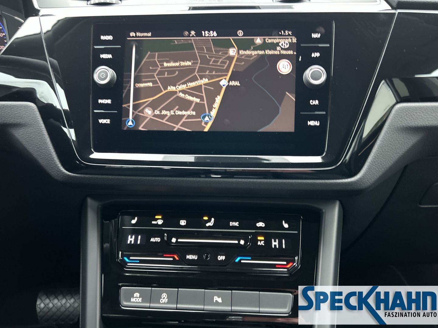 Volkswagen Touran Move Start-Stopp 2.0 TDI BMT Kamera SHZ - Bild 17 von 20