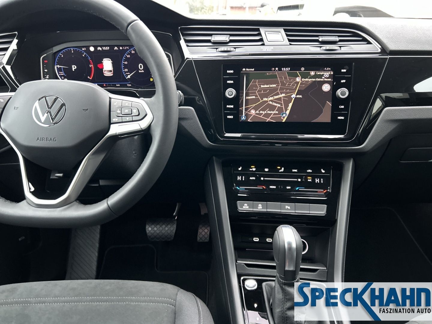 Volkswagen Touran Move Start-Stopp 2.0 TDI BMT Kamera SHZ - Bild 18 von 20