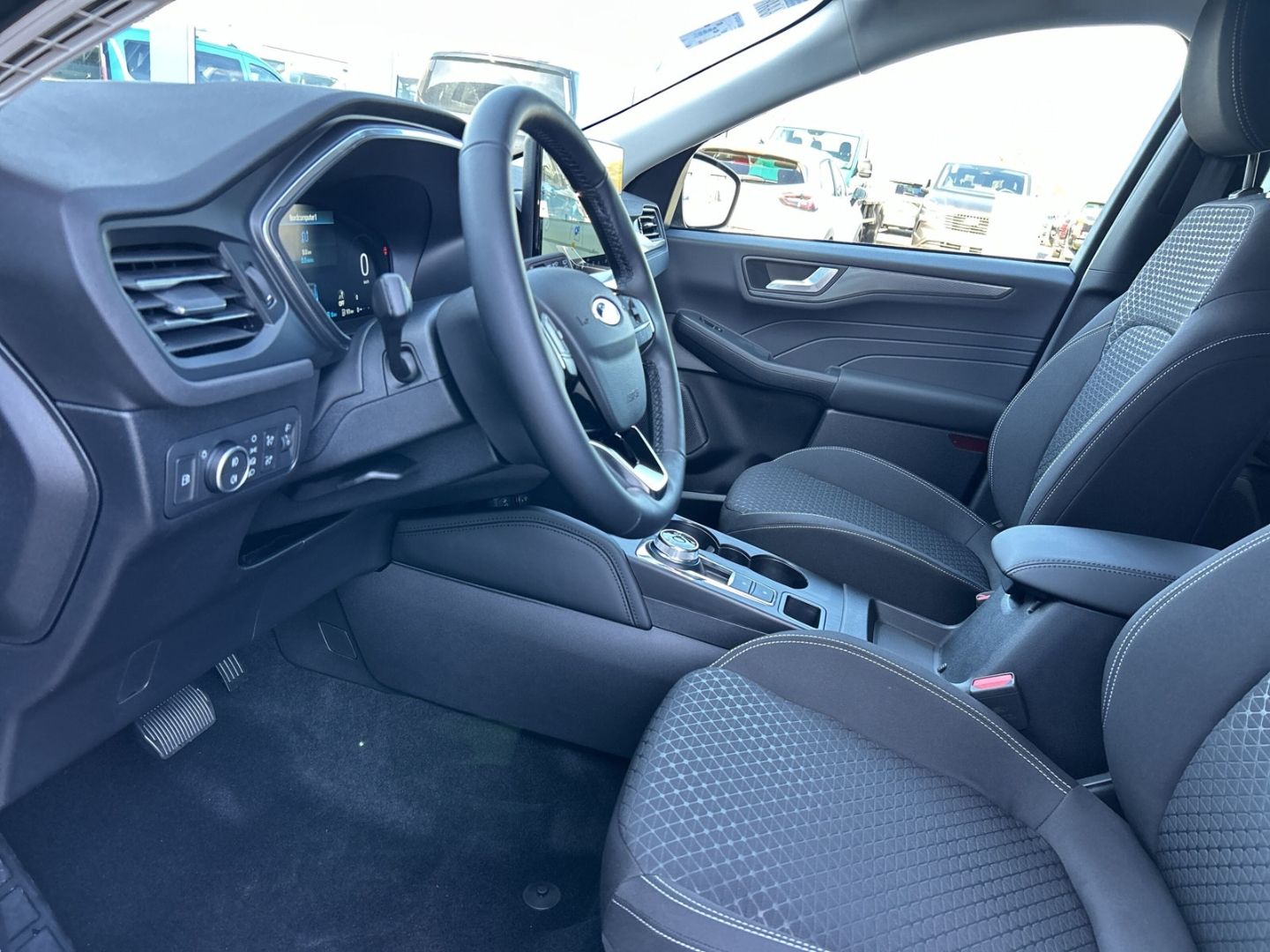 Ford Kuga - Bild 11 von 15