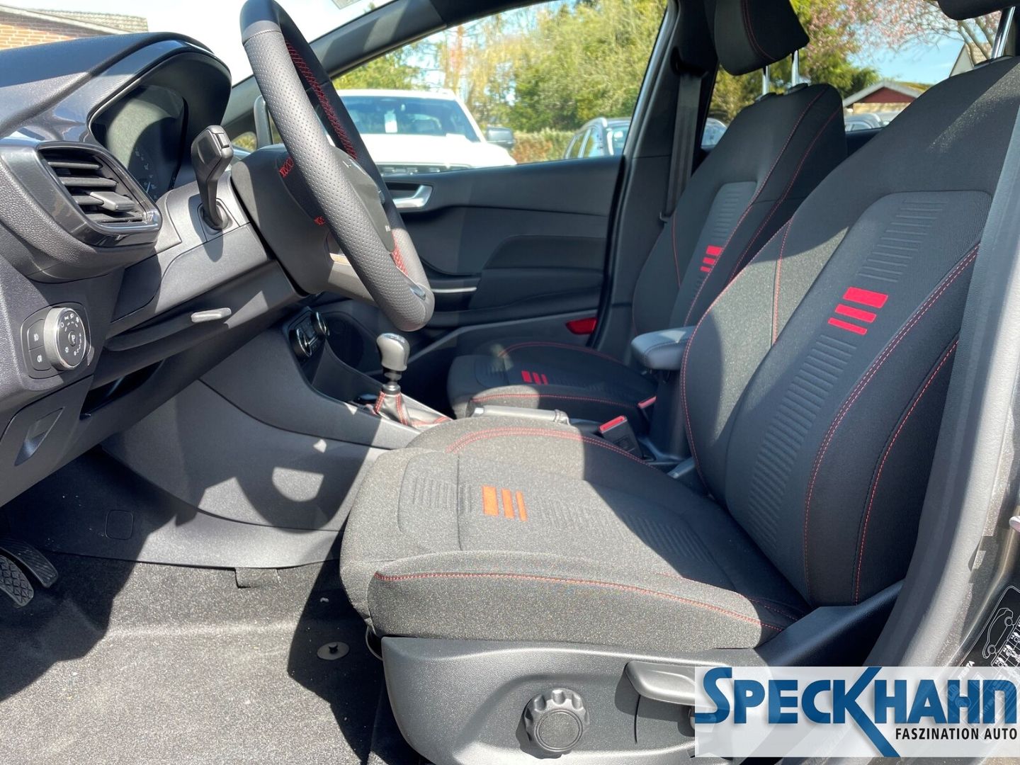 Ford Fiesta - Bild 11 von 15