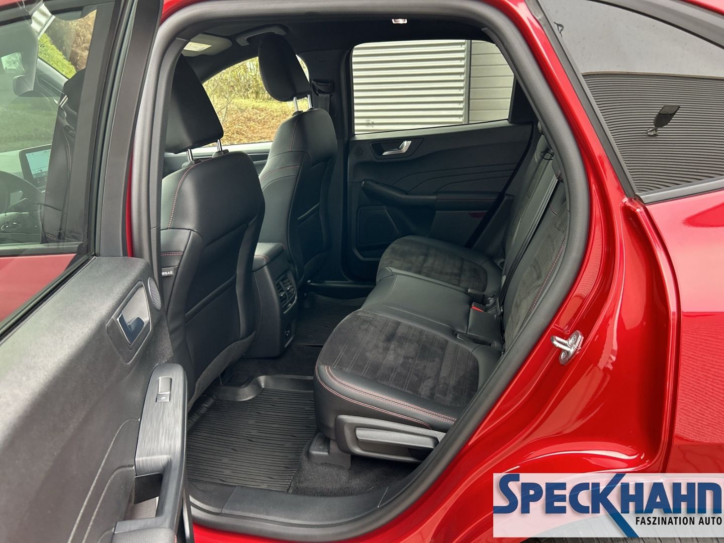 Ford Kuga - Bild 13 von 15