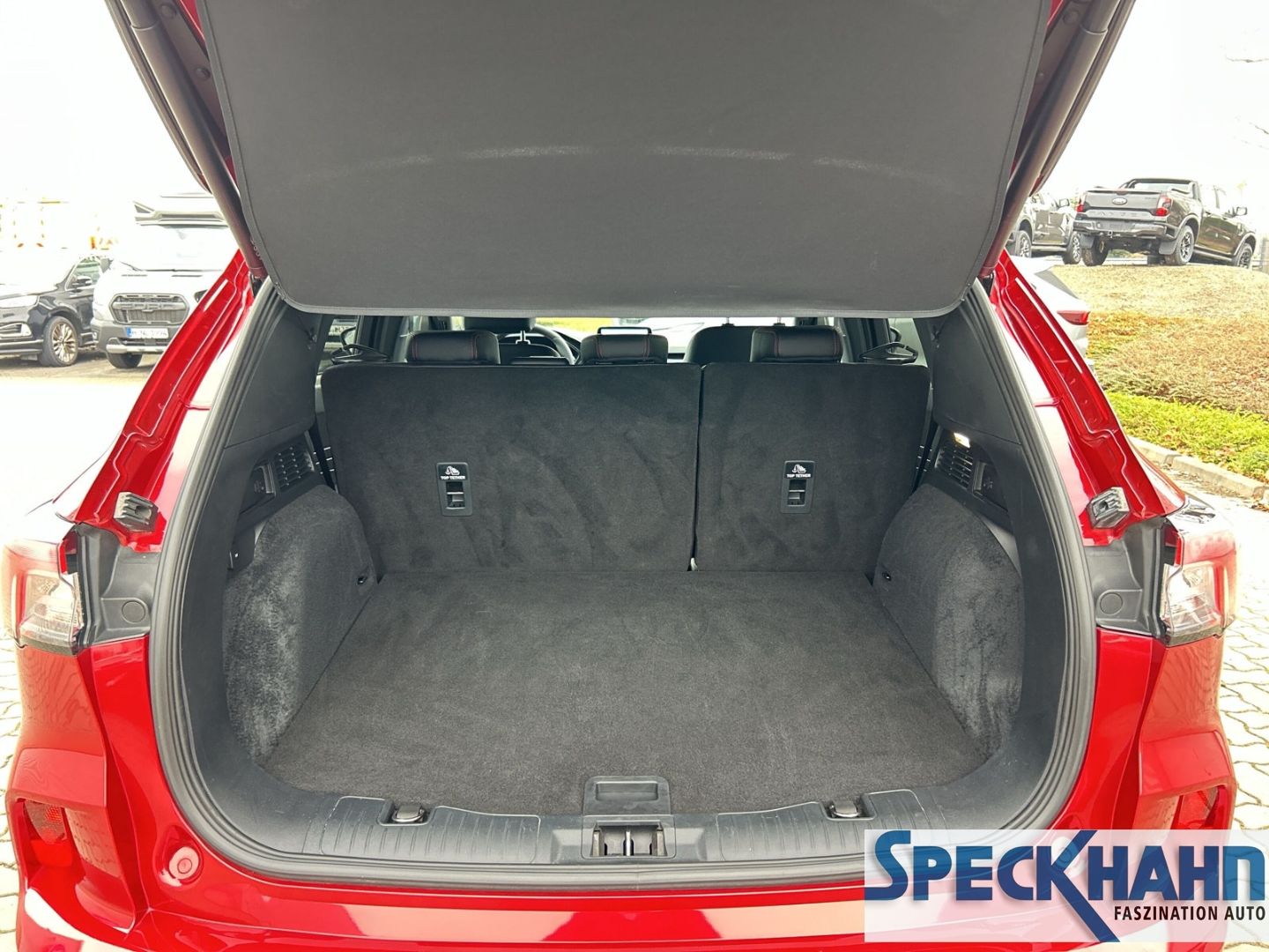 Ford Kuga - Bild 9 von 15