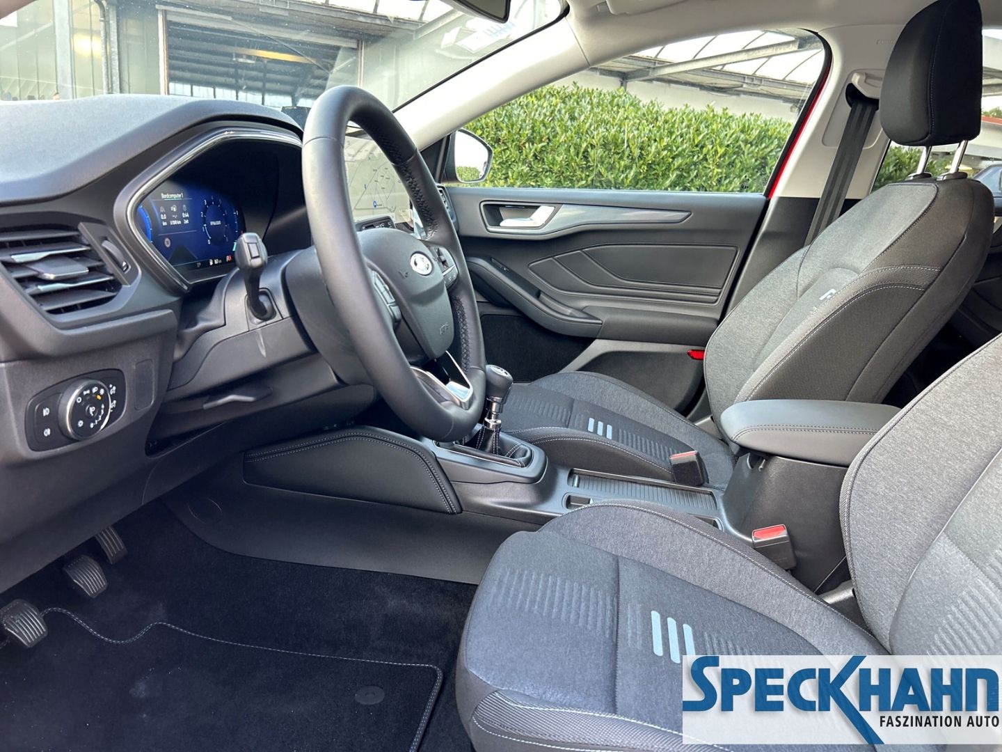 Ford Focus Turnier - Bild 11 von 15
