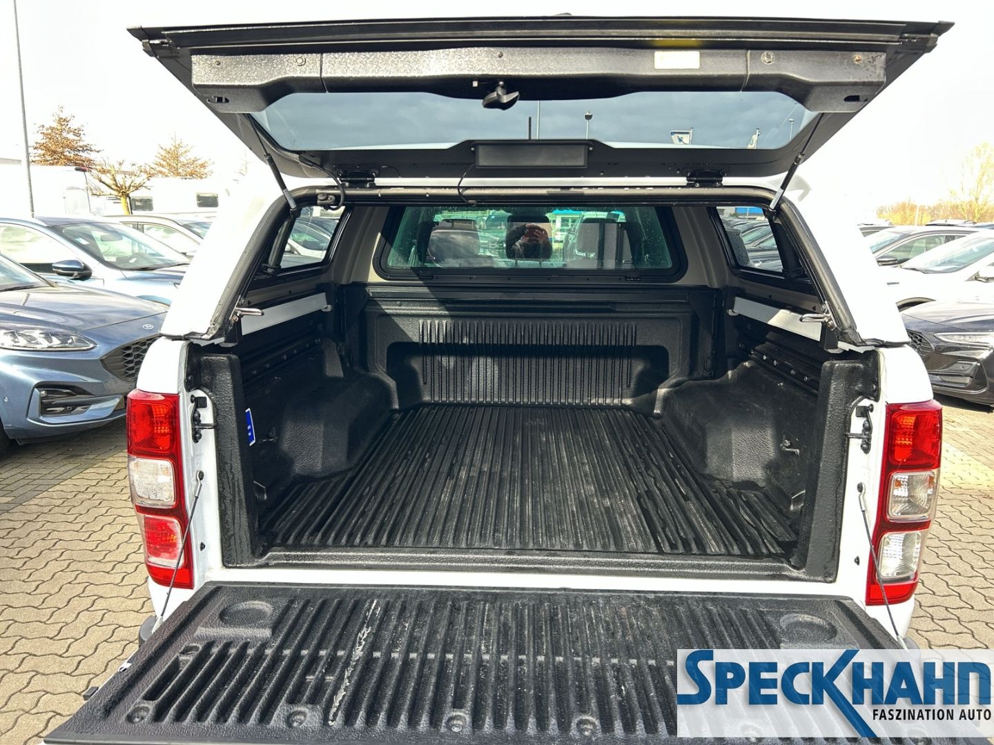 Ford Ranger Wildtrak Doppelkabine 4x4 2.0 Ecoblue - Bild 9 von 20