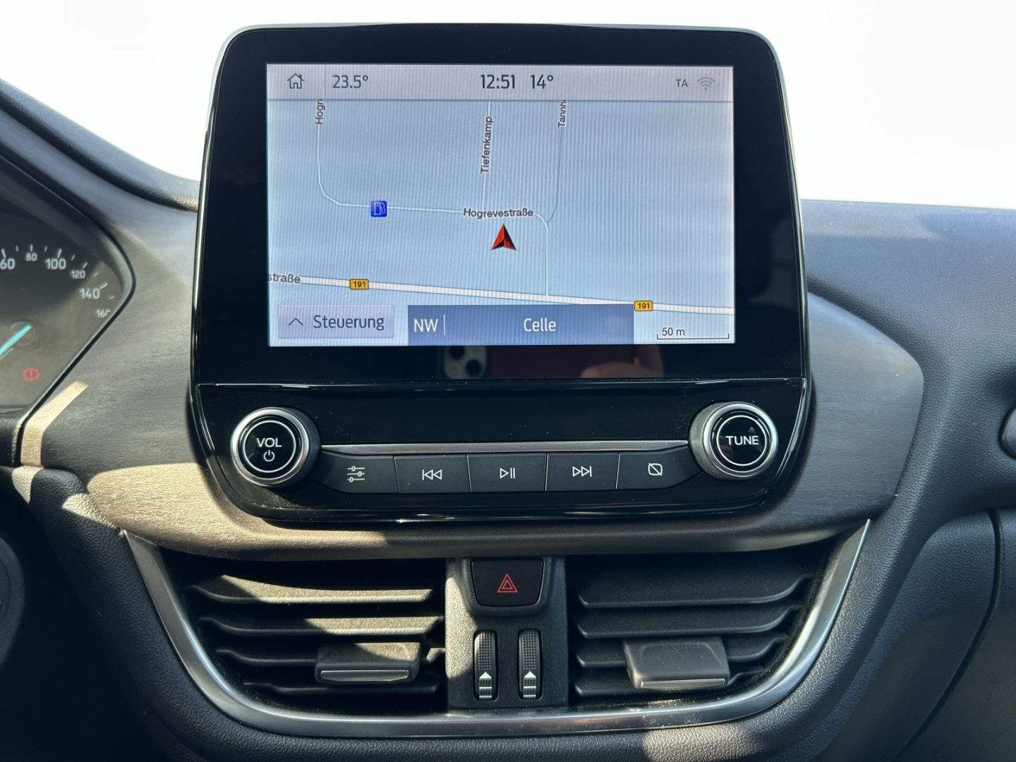 Ford Puma Titanium X Navi Soundsystem B & O LED Klimaautom. Ambientebeleuchtung - Bild 17 von 20