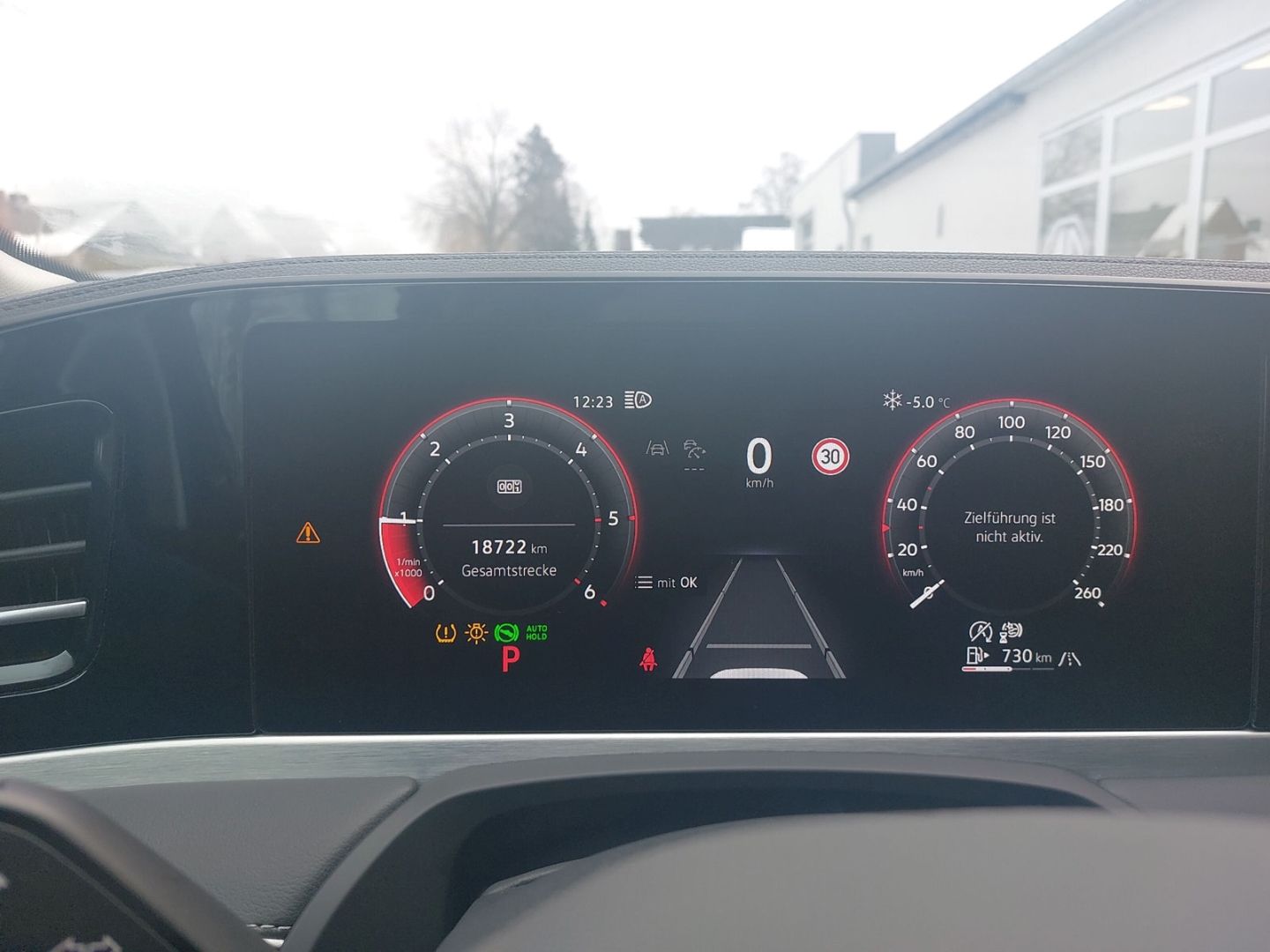 Volkswagen Passat Variant 2.0 TDI Elegance Head-Up-Display Standhzg. AHK-klappbar el.Panodach - Bild 8 von 20