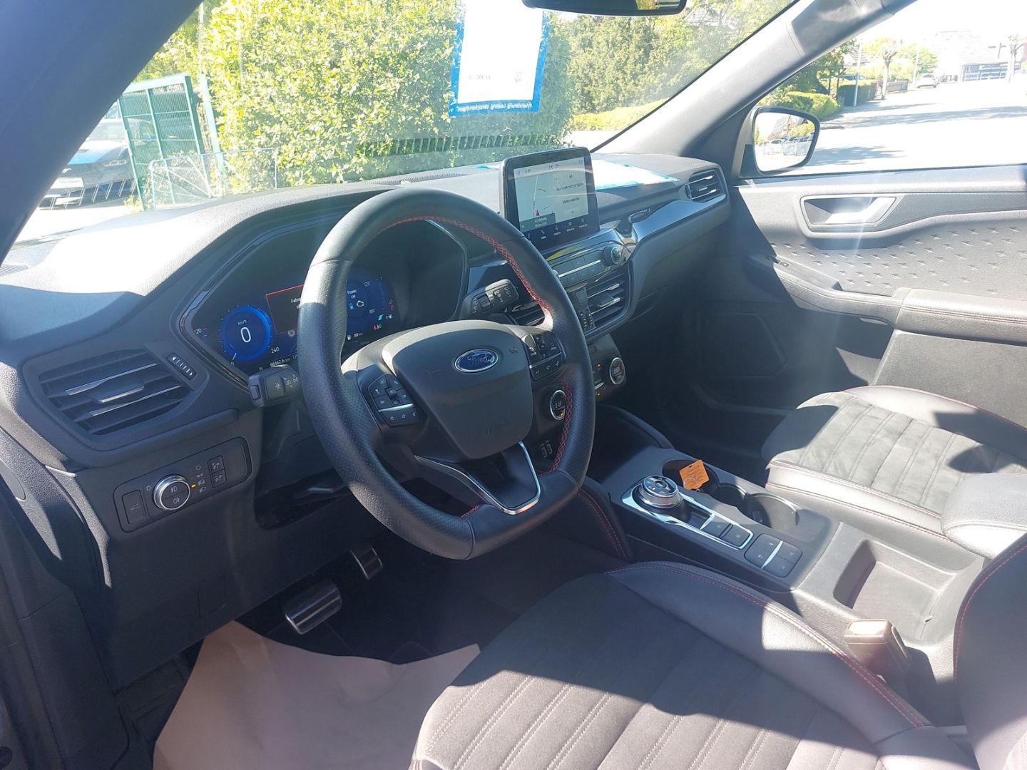 Ford Kuga - Bild 10 von 15