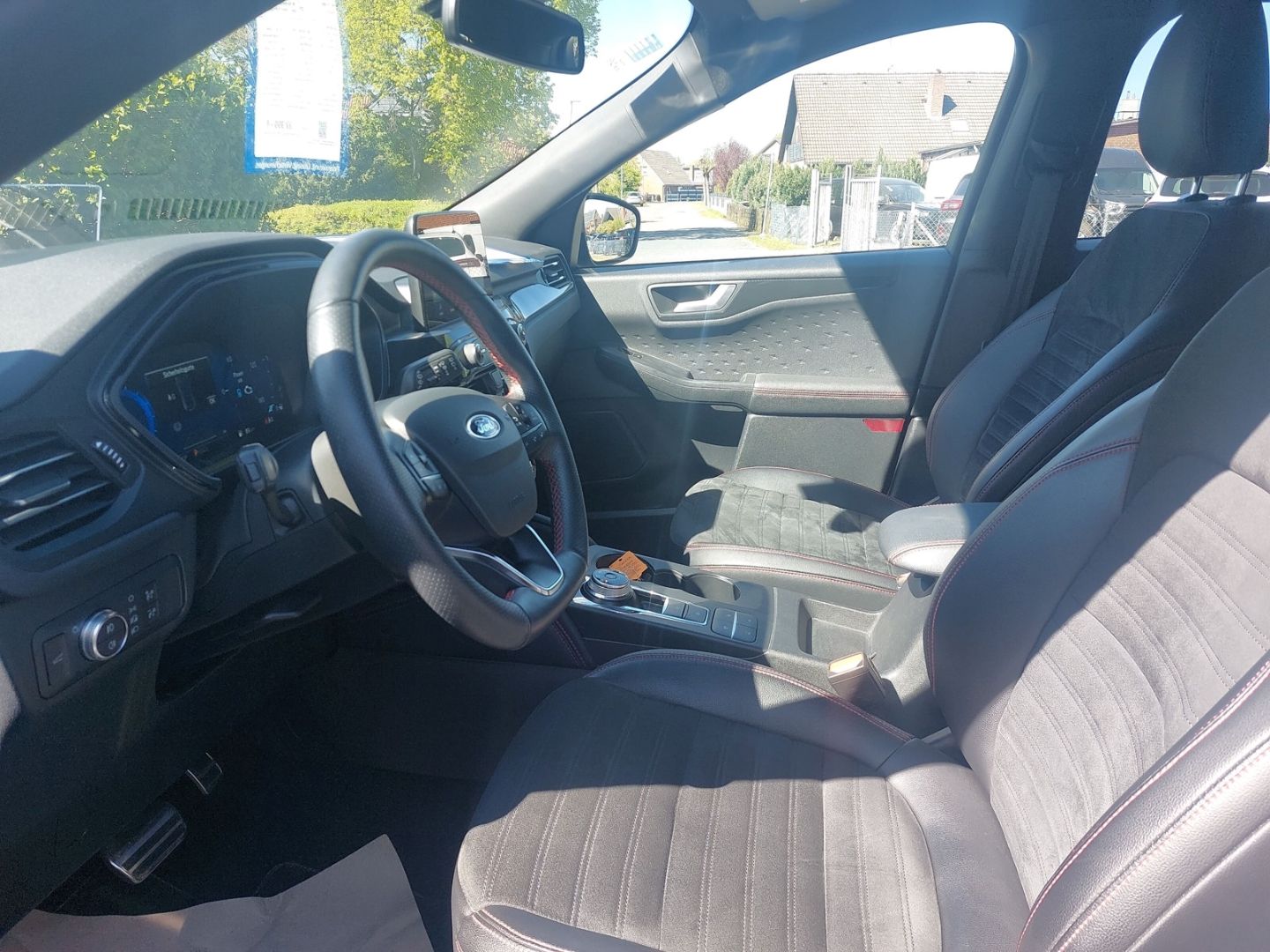 Ford Kuga - Bild 11 von 15
