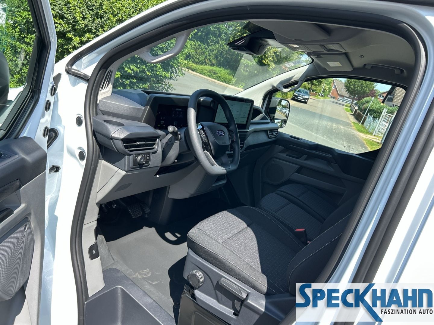 Ford Transit Custom Kasten - Bild 10 von 15