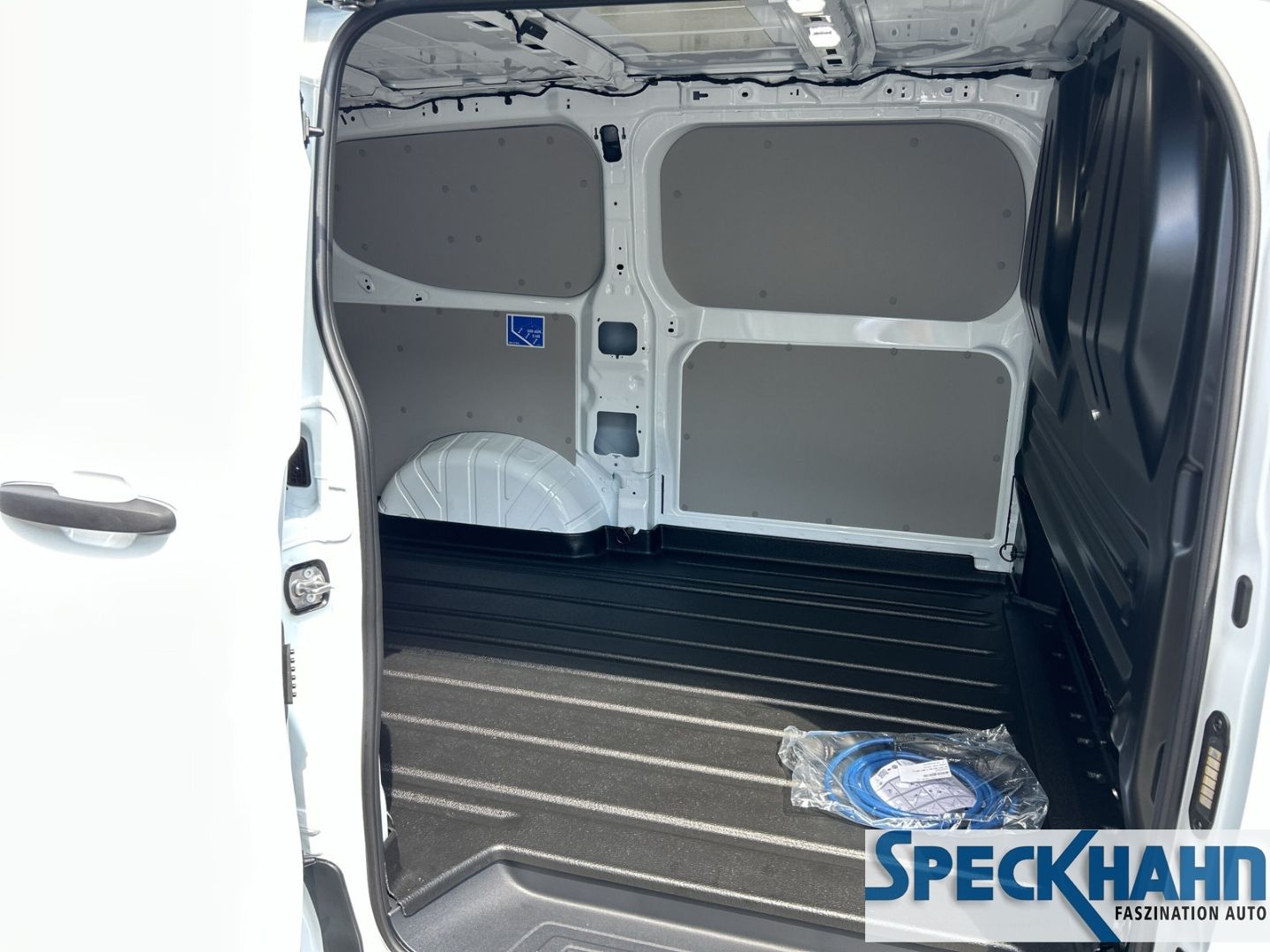Ford Transit Custom Kasten - Bild 13 von 15