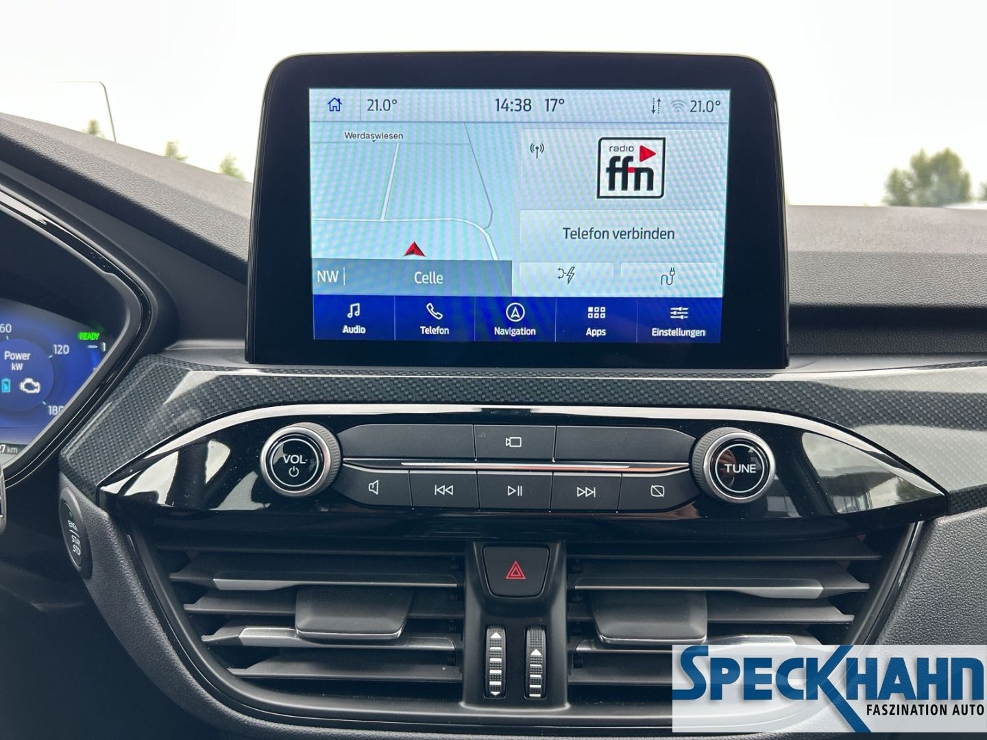 Ford Kuga Plug-In Hybrid ST-Line 2.5 Duratec -PHEV Kamera SHZ eCall - Bild 17 von 20