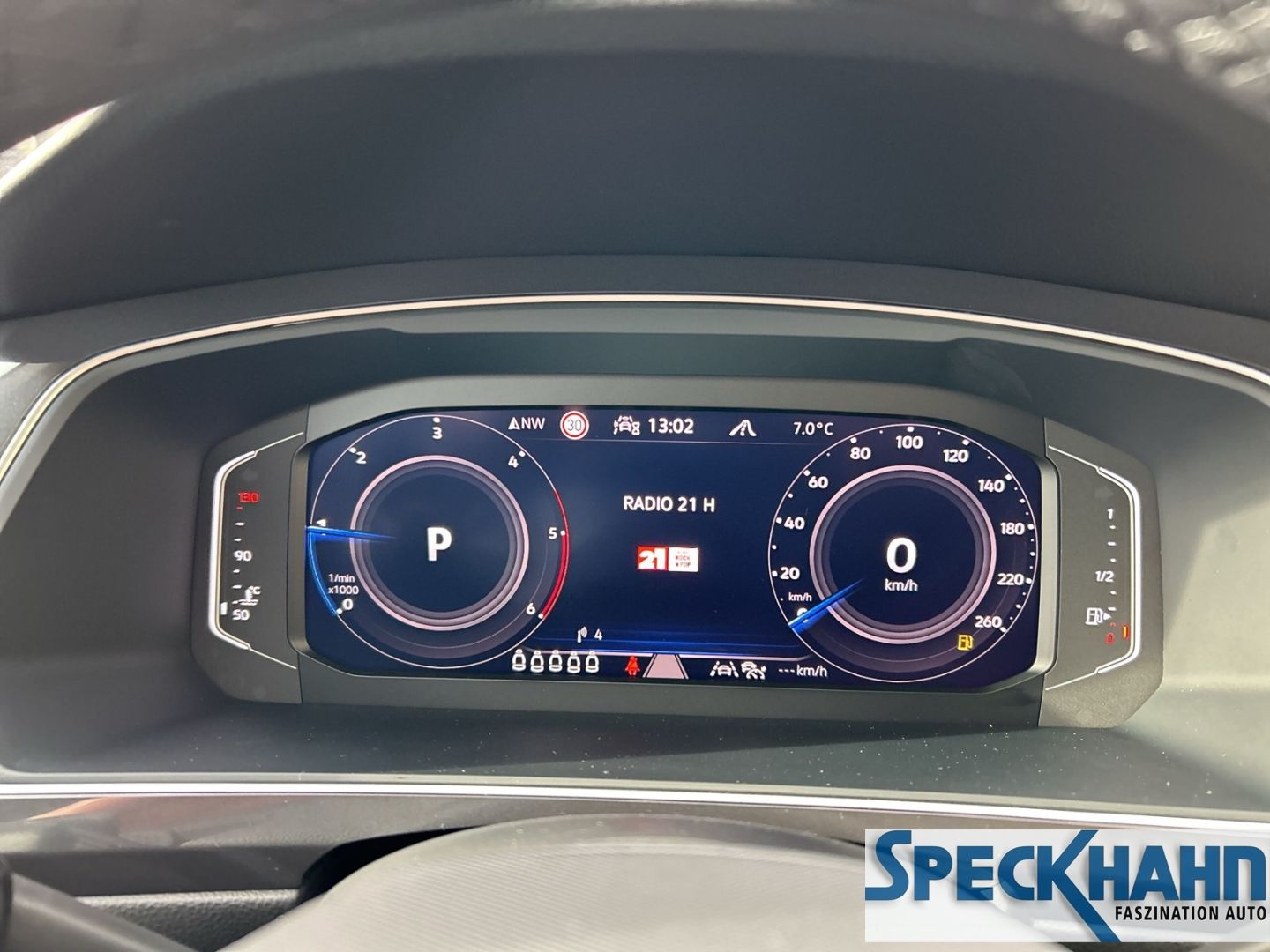 Volkswagen Tiguan Allspace Life 2.0 TDI Kamera 7- Sitzer Pano Isofix ACC AD AHK-klappbar El. Panodach - Bild 16 von 20