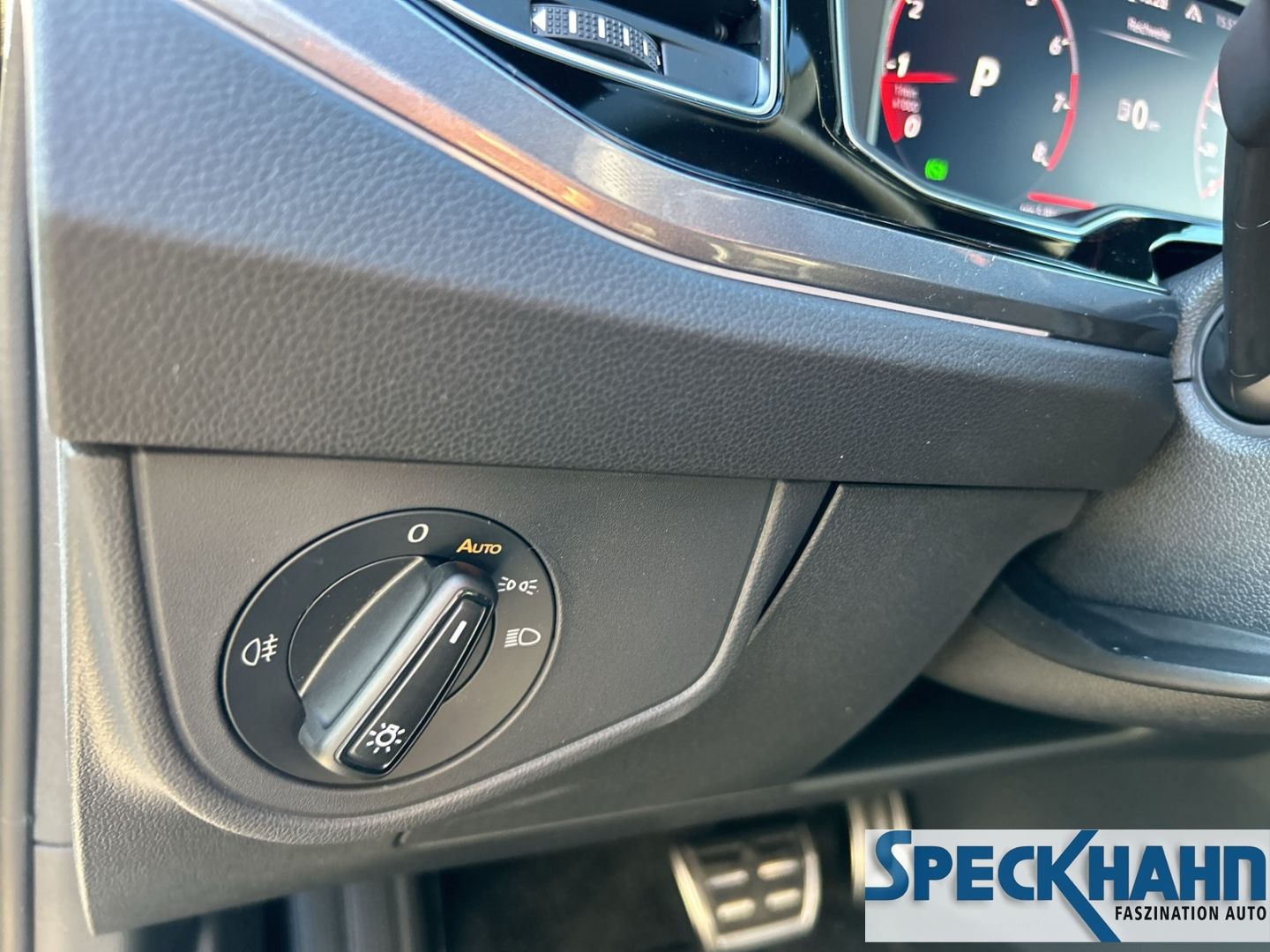 Volkswagen Polo GTI VI 2.0 TSI Kamera Navi Sitzhzg. Sportsitze - Bild 19 von 20