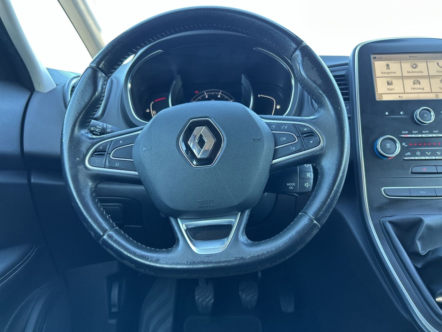 Renault Scenic IV - Bild 15 von 15