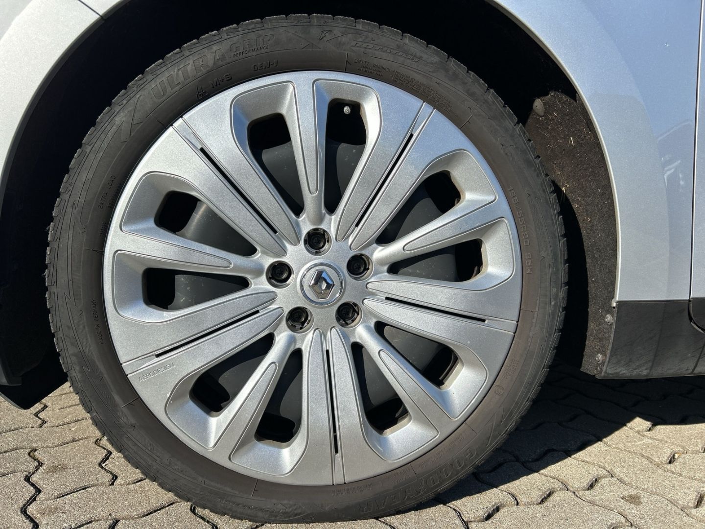 Renault Scenic IV - Bild 8 von 15