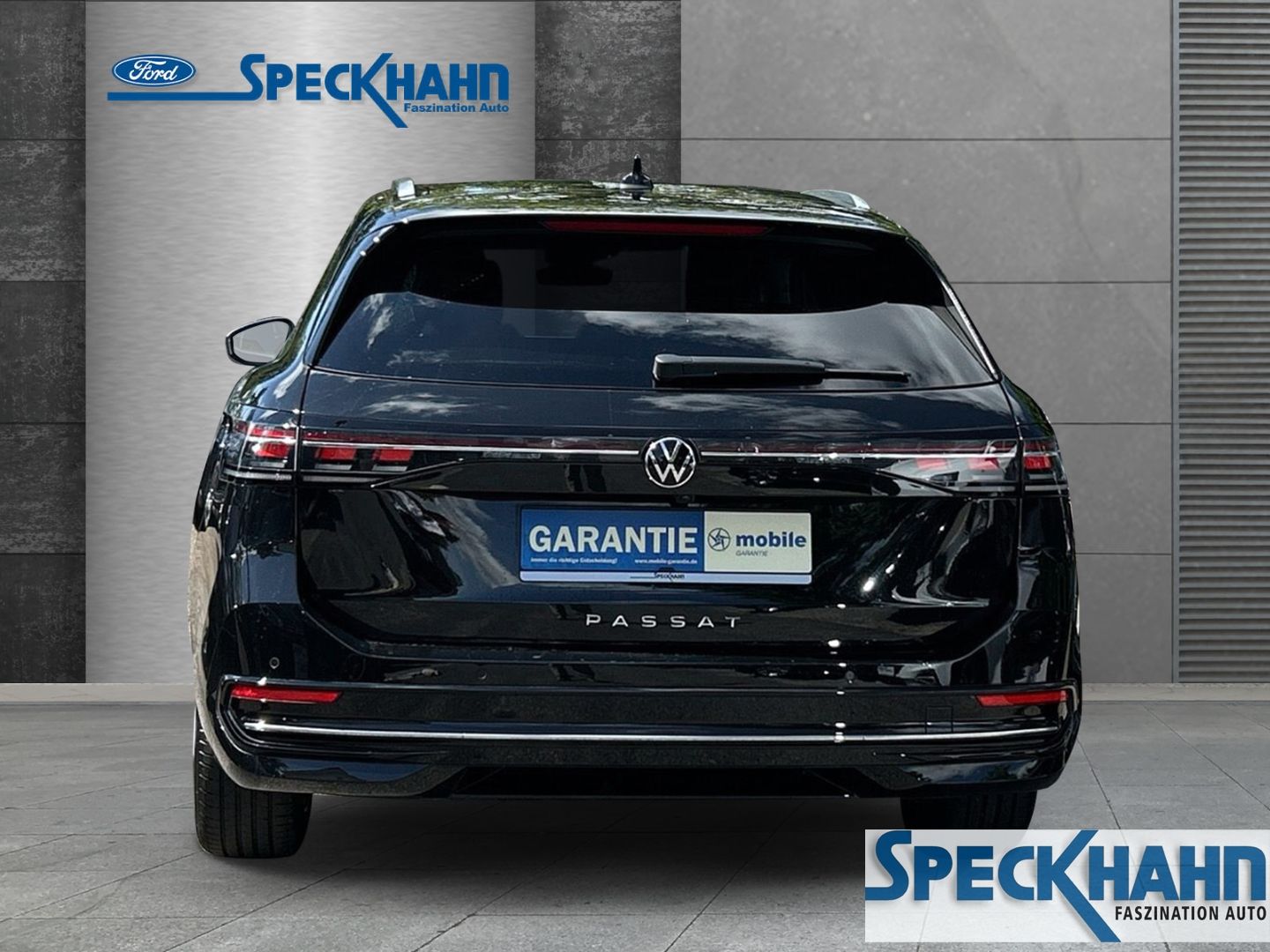 Volkswagen Passat Variant 2.0 TDI 110 kW Elegance Head-Up-Display StandHZG AHK-klappbar El. Panodach - Bild 3 von 20