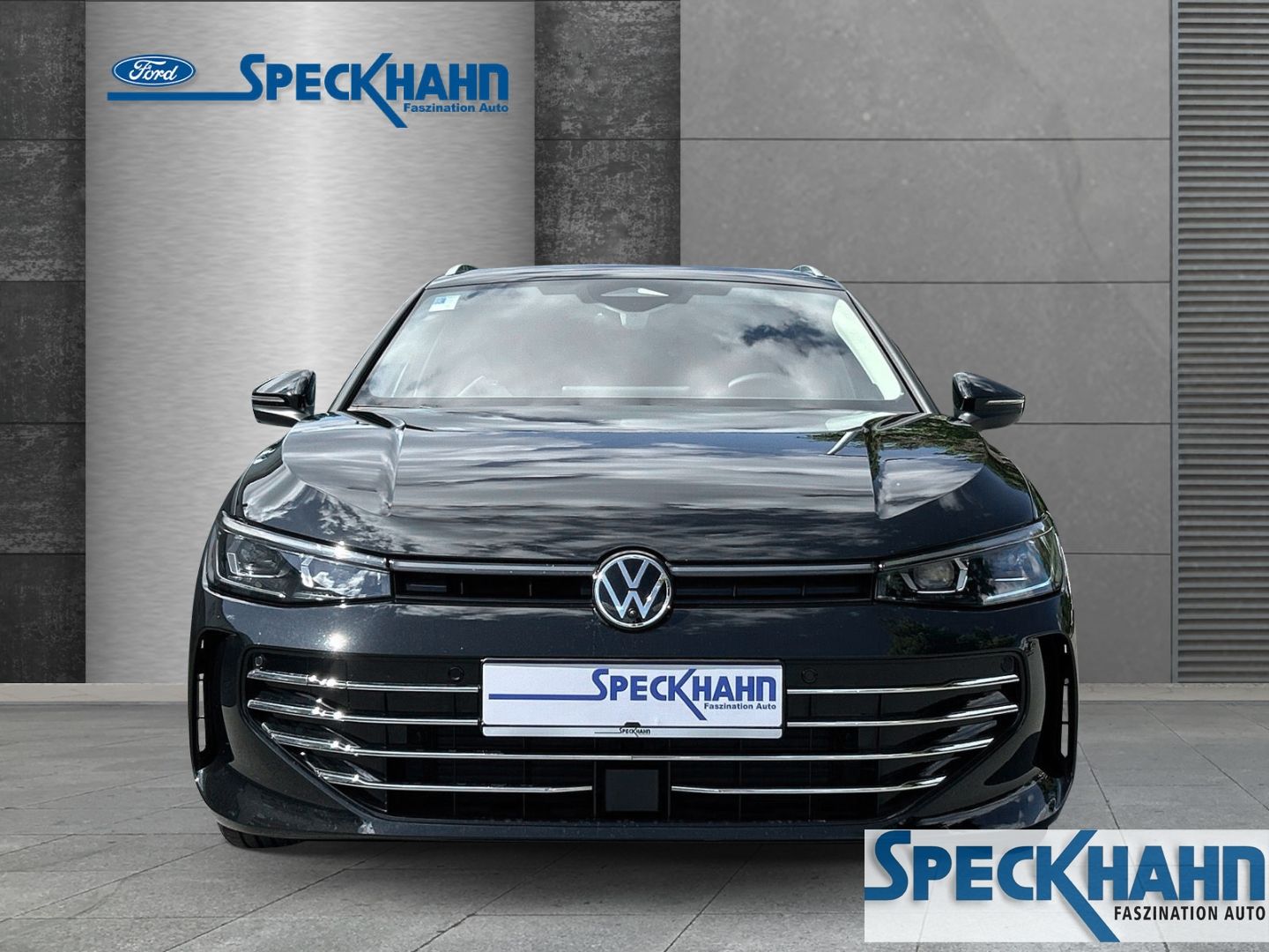 Volkswagen Passat Variant 2.0 TDI 110 kW Elegance Head-Up-Display StandHZG AHK-klappbar El. Panodach - Bild 6 von 20