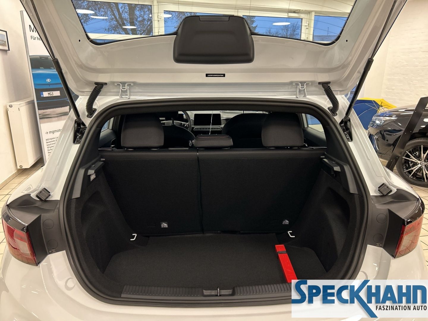 MG MG3 1.5 Hybrid+ Standard Kamera ACC PDC Klima BT - Bild 6 von 20