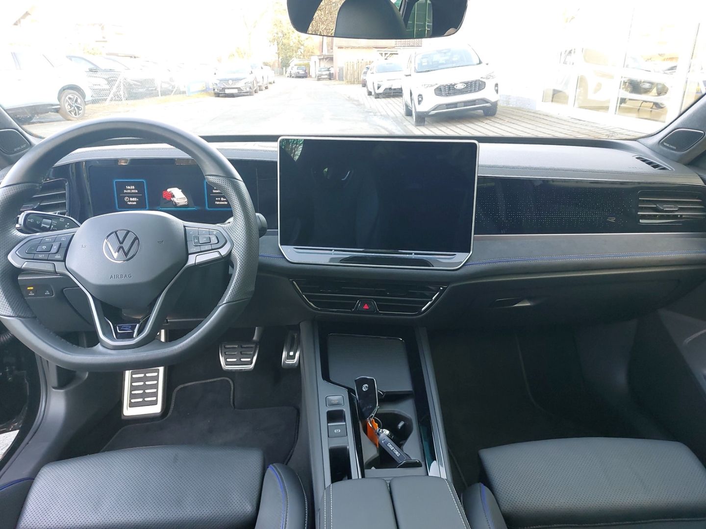 Volkswagen Passat Variant 2.0TDI 4Motion R-Line Signature-Pak. Standhzg. AHK schwenkbar - Bild 14 von 20