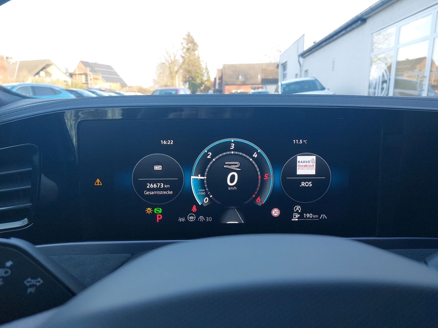 Volkswagen Passat Variant 2.0TDI 4Motion R-Line Signature-Pak. Standhzg. AHK schwenkbar - Bild 16 von 20