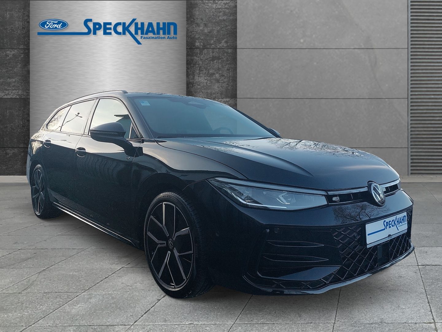 Volkswagen Passat Variant 2.0TDI 4Motion R-Line Signature-Pak. Standhzg. AHK schwenkbar - Bild 5 von 20