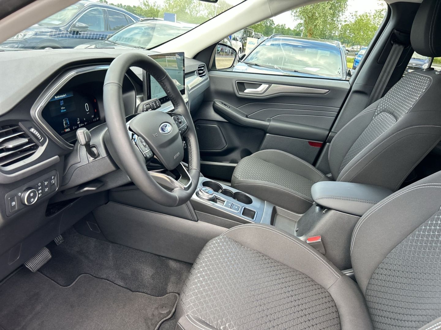 Ford Kuga - Bild 11 von 15