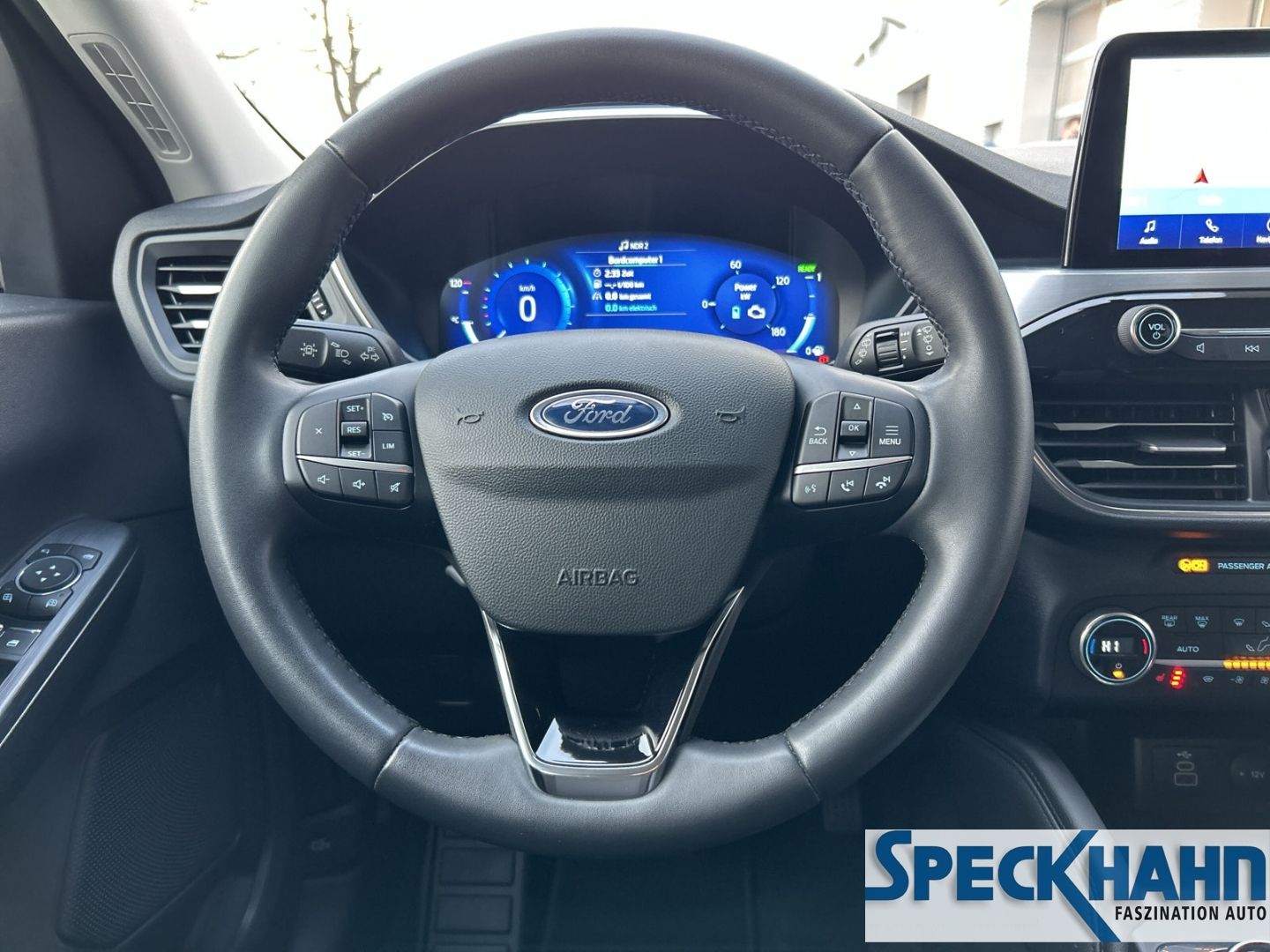 Ford Kuga Plug-In Hybrid Titanium 2.5 Duratec - Kamera, Winter-Paket - Bild 15 von 20