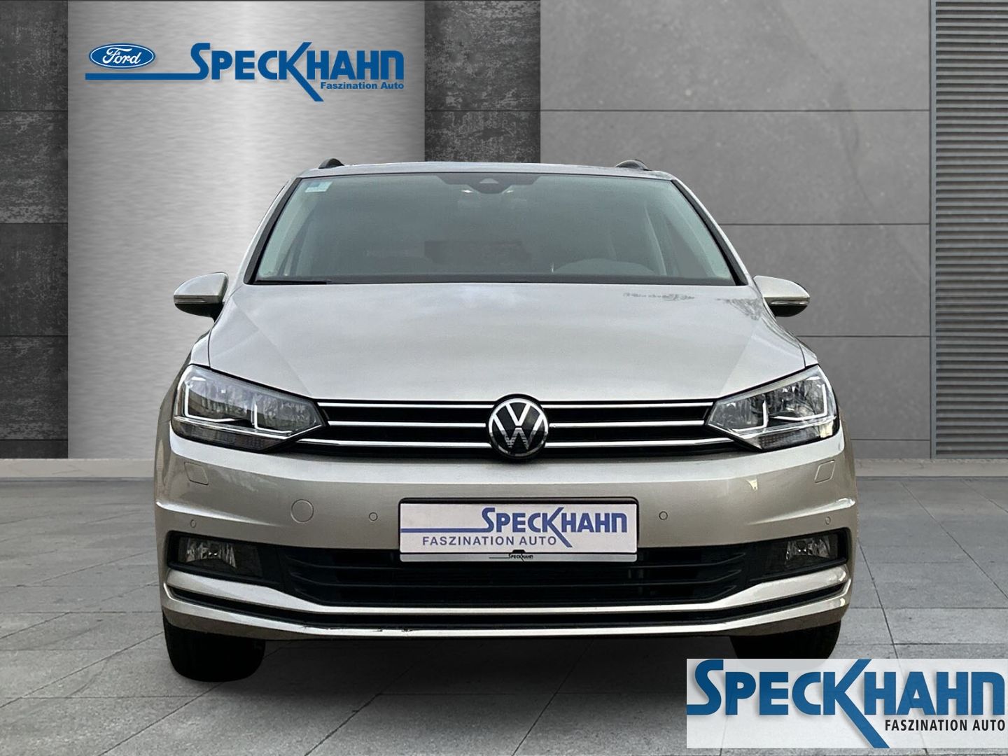 Volkswagen Touran Comfortline BMT 2.0 TDI Navi Kamera 7-sitzer - Bild 6 von 20