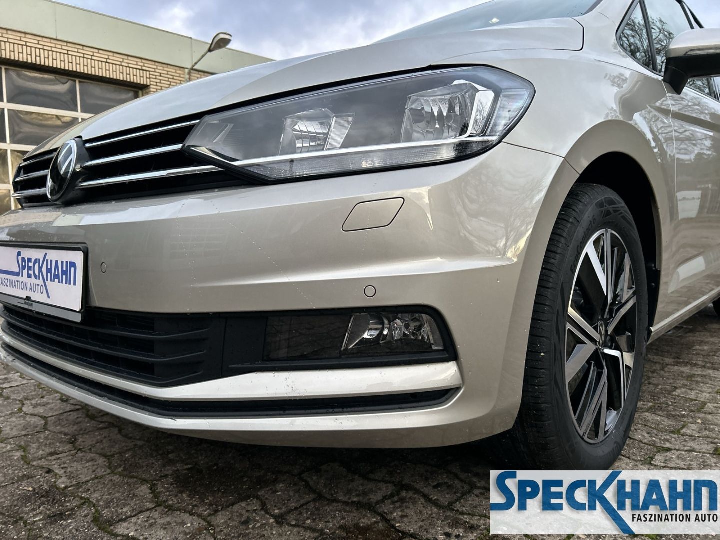 Volkswagen Touran Comfortline BMT 2.0 TDI Navi Kamera 7-sitzer - Bild 7 von 20