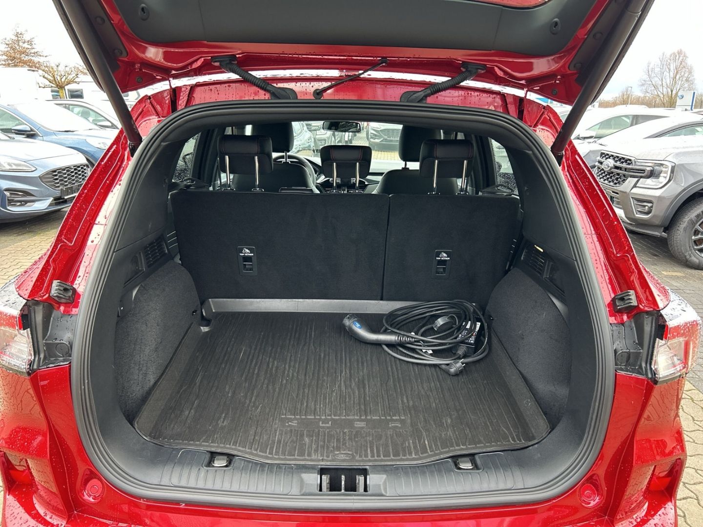 Ford Kuga Plug-In Hybrid ST-Line X Navi digitales Cockpit B&O-Sound LED ACC el.Heckklappe - Bild 9 von 20
