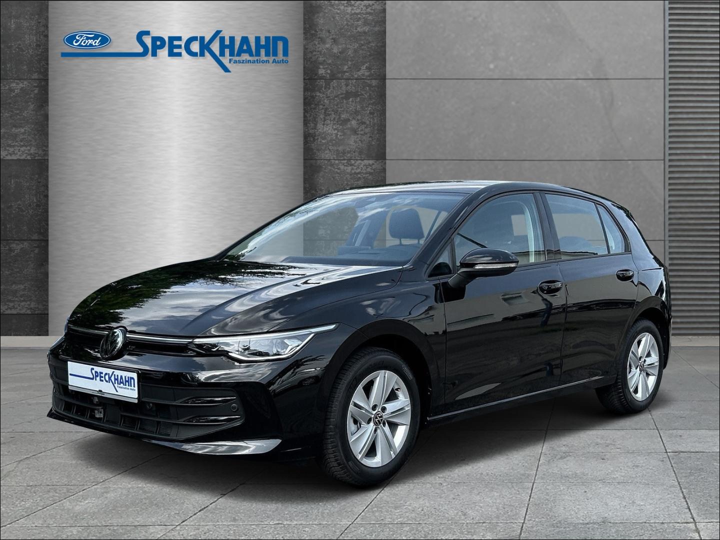 Volkswagen Golf VIII Life TSI Kamera Einparkhilfe v+h Navi LED-Hauptscheinwerfer Lederlenkrad