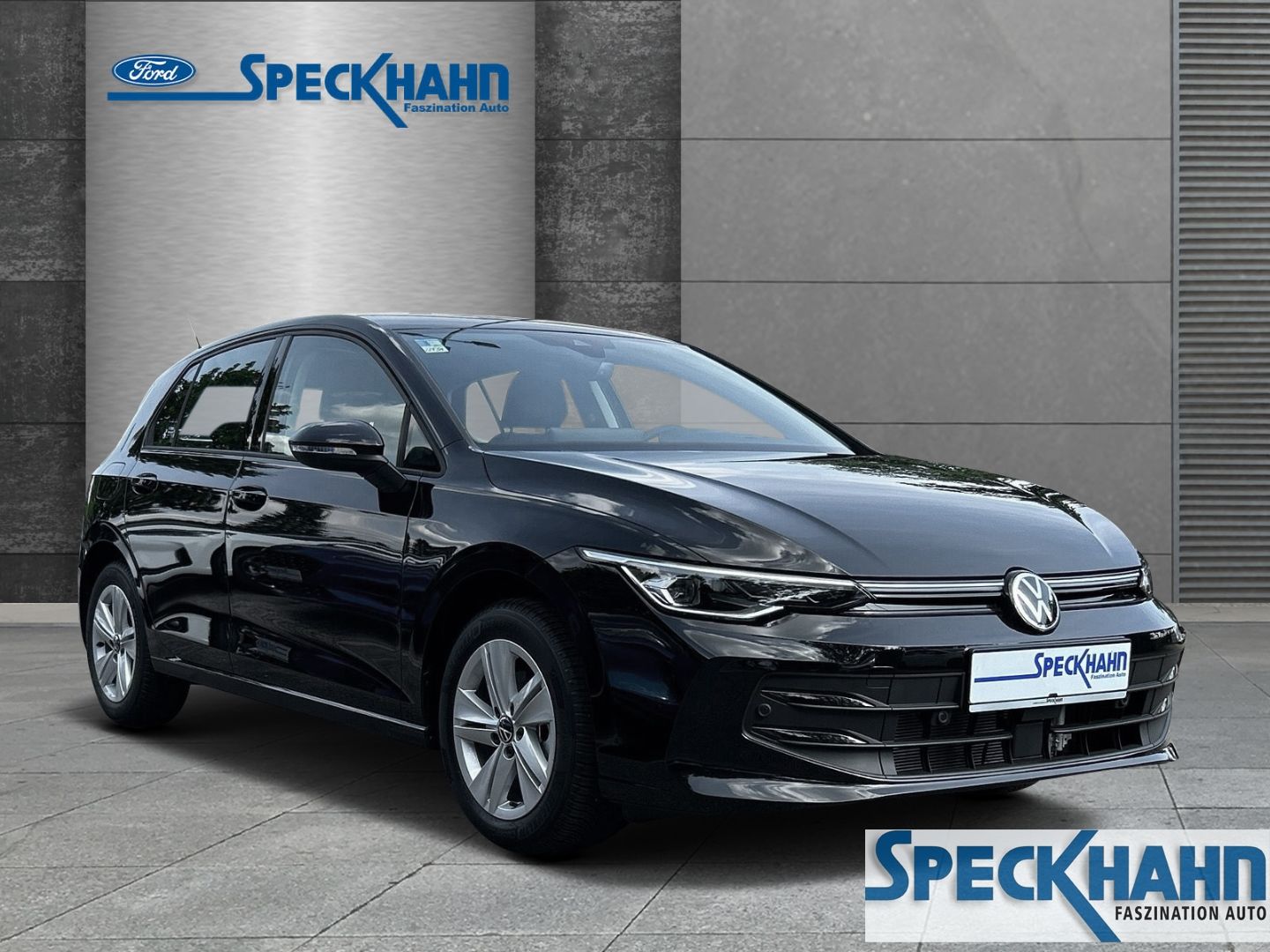 Volkswagen Golf VIII Life TSI Kamera Einparkhilfe v+h Navi LED-Hauptscheinwerfer Lederlenkrad - Bild 5 von 20