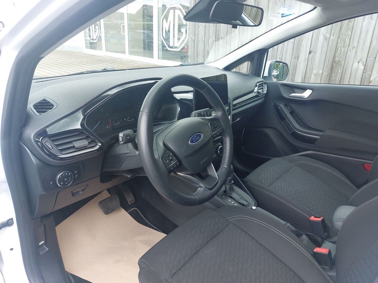 Ford Fiesta Titanium LED ISOFIX DAB Sitzhzg. Lenkradhzg. - Bild 10 von 20