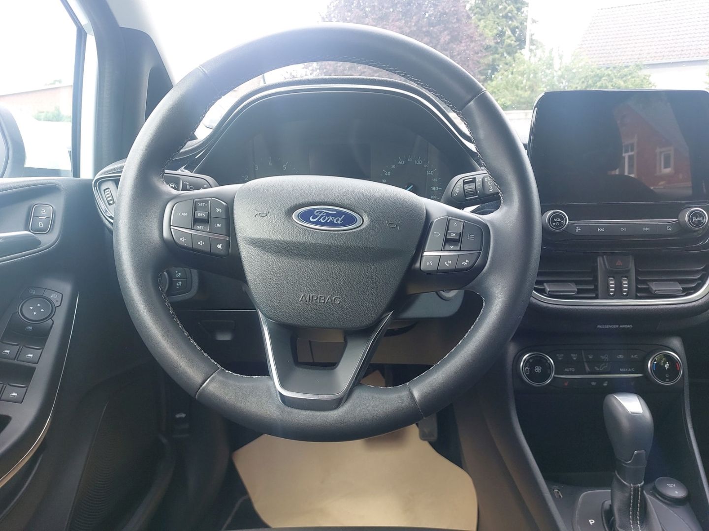 Ford Fiesta Titanium LED ISOFIX DAB Sitzhzg. Lenkradhzg. - Bild 15 von 20
