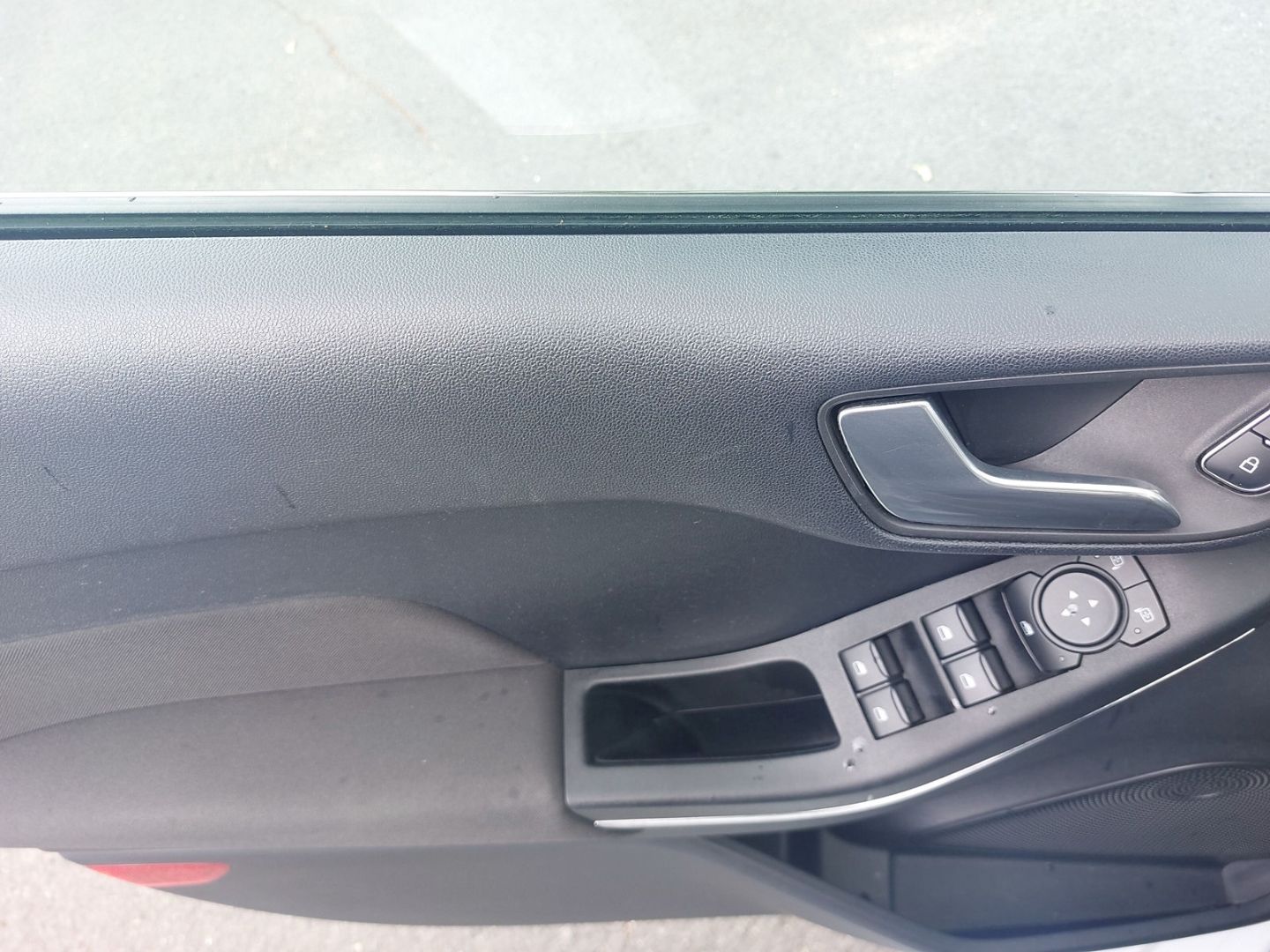 Ford Fiesta Titanium LED ISOFIX DAB Sitzhzg. Lenkradhzg. - Bild 20 von 20