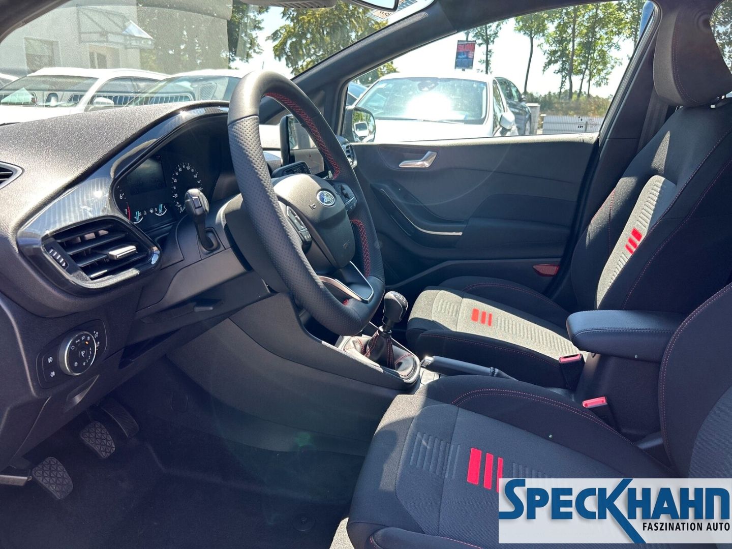 Ford Fiesta - Bild 10 von 15