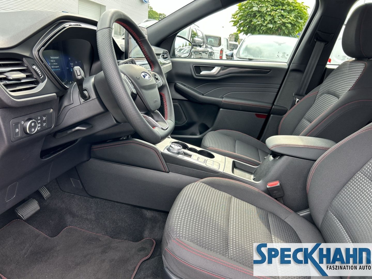 Ford Kuga - Bild 11 von 15