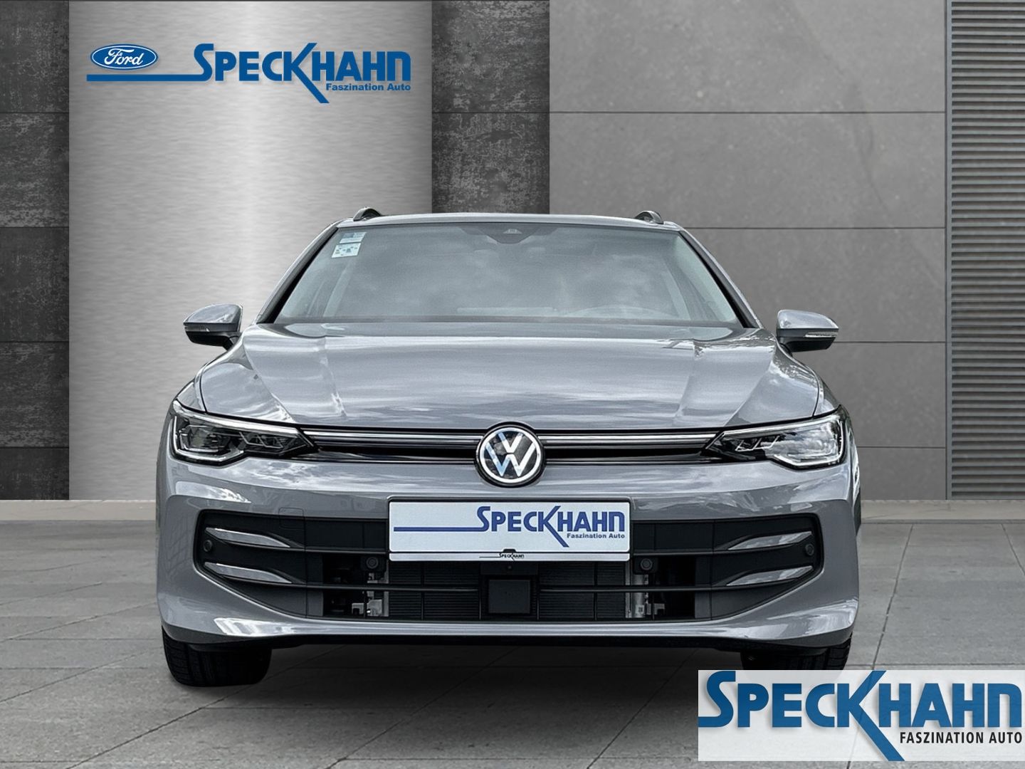 Volkswagen Golf VIII Variant 1.5 TSI 85 kW Life Kamera SHZ Navigationssystem HEAD-UP-Display - Bild 6 von 20