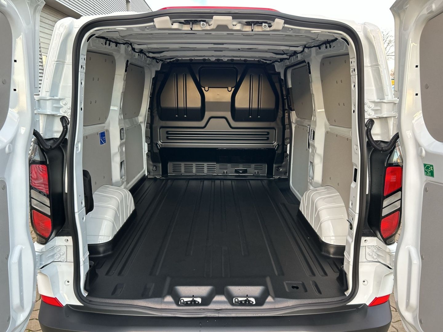 Ford Transit Custom - Bild 9 von 15
