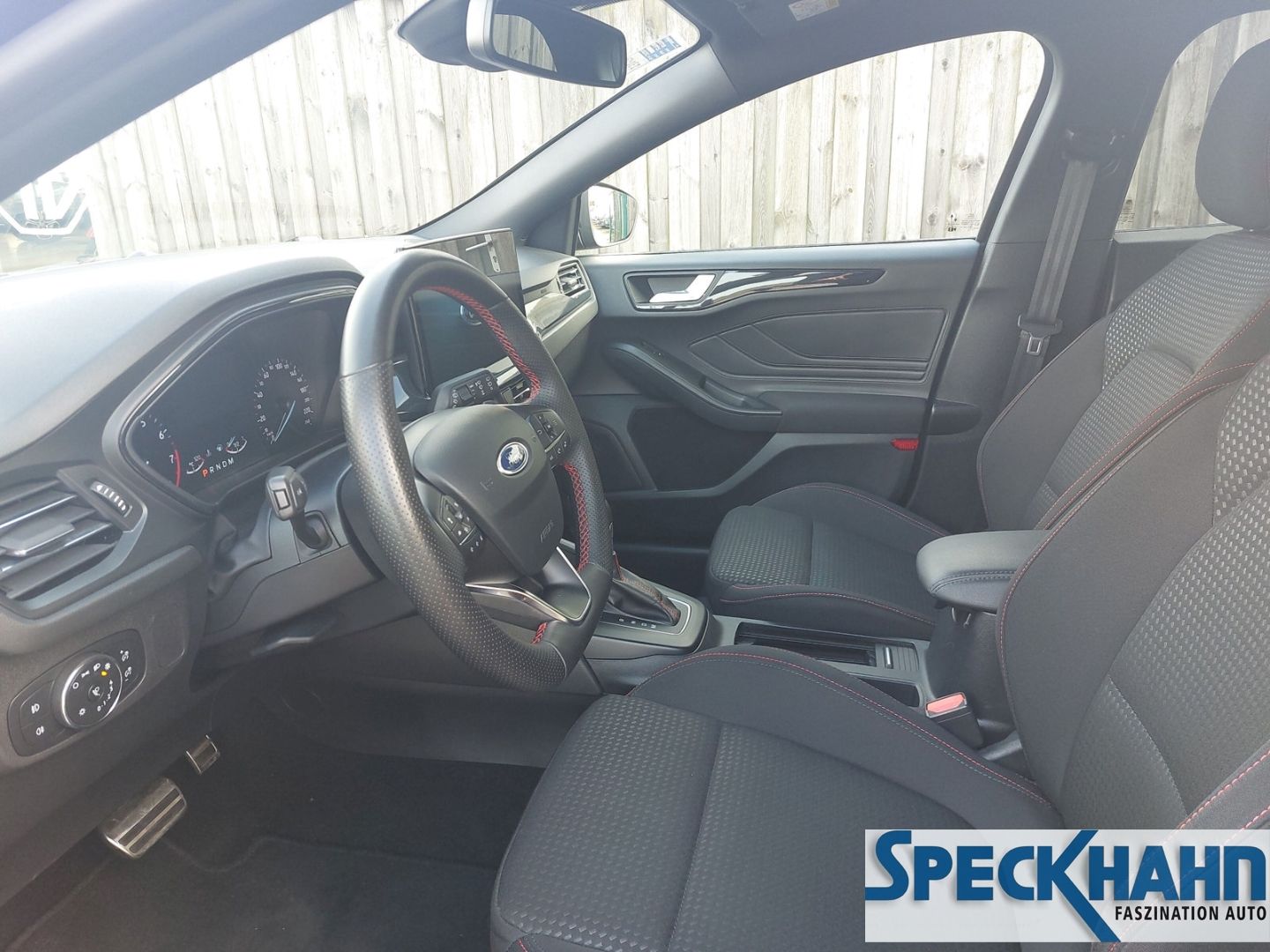 Ford Focus Turnier - Bild 11 von 15